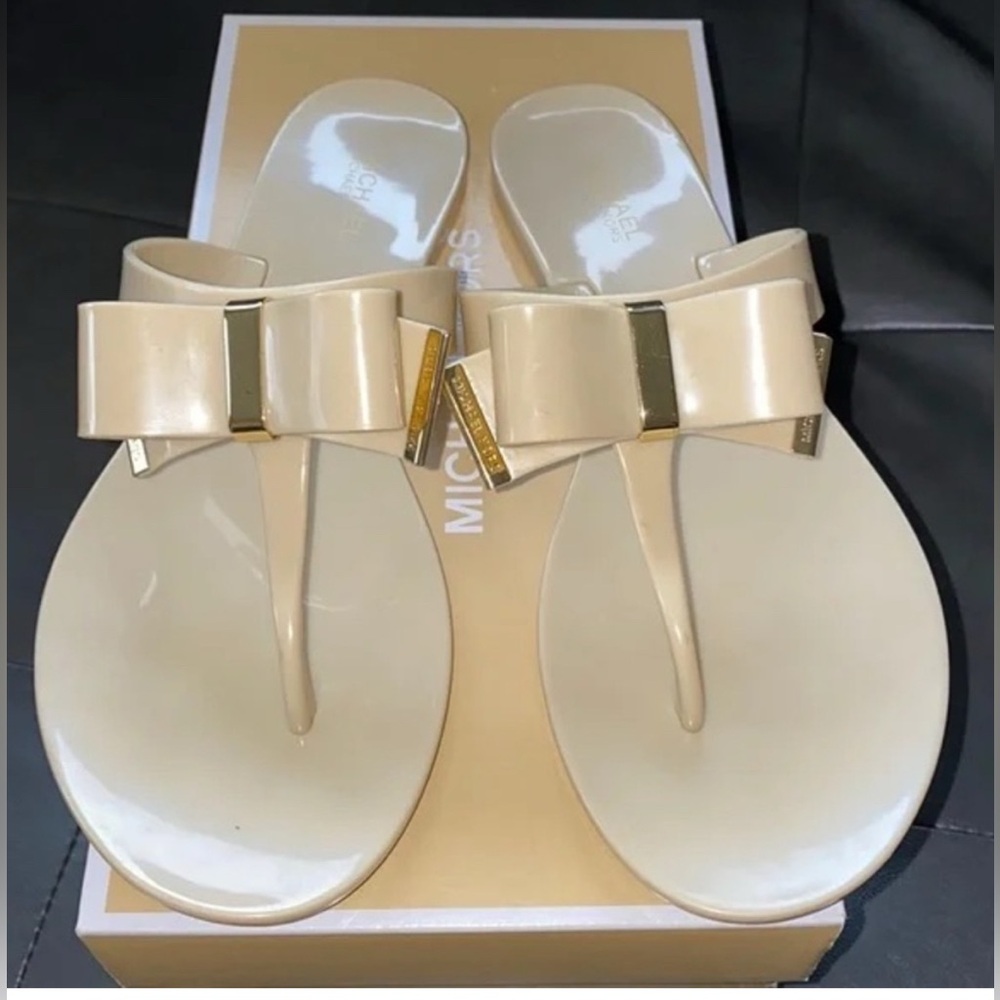 Nude Michael Kors jelly sandals! (size 6M)
